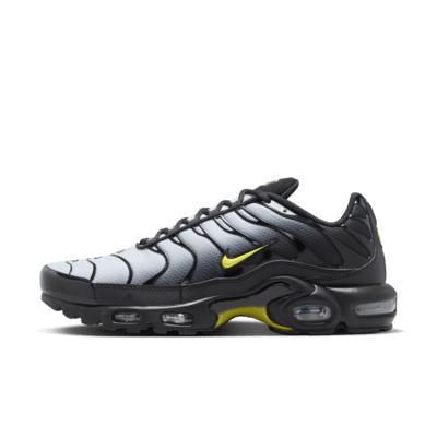 Nike Men's Air Max Plus Shoes Product Image