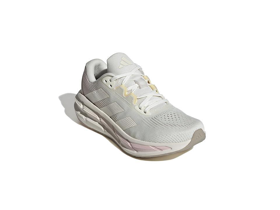 adidas Running Questar 3 Running Shoes (Off White/Chalk White/Putty Mauve) Women's Running Shoes Product Image