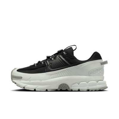 Nike Zoom Vomero Roam Men's Winterized Shoes Product Image