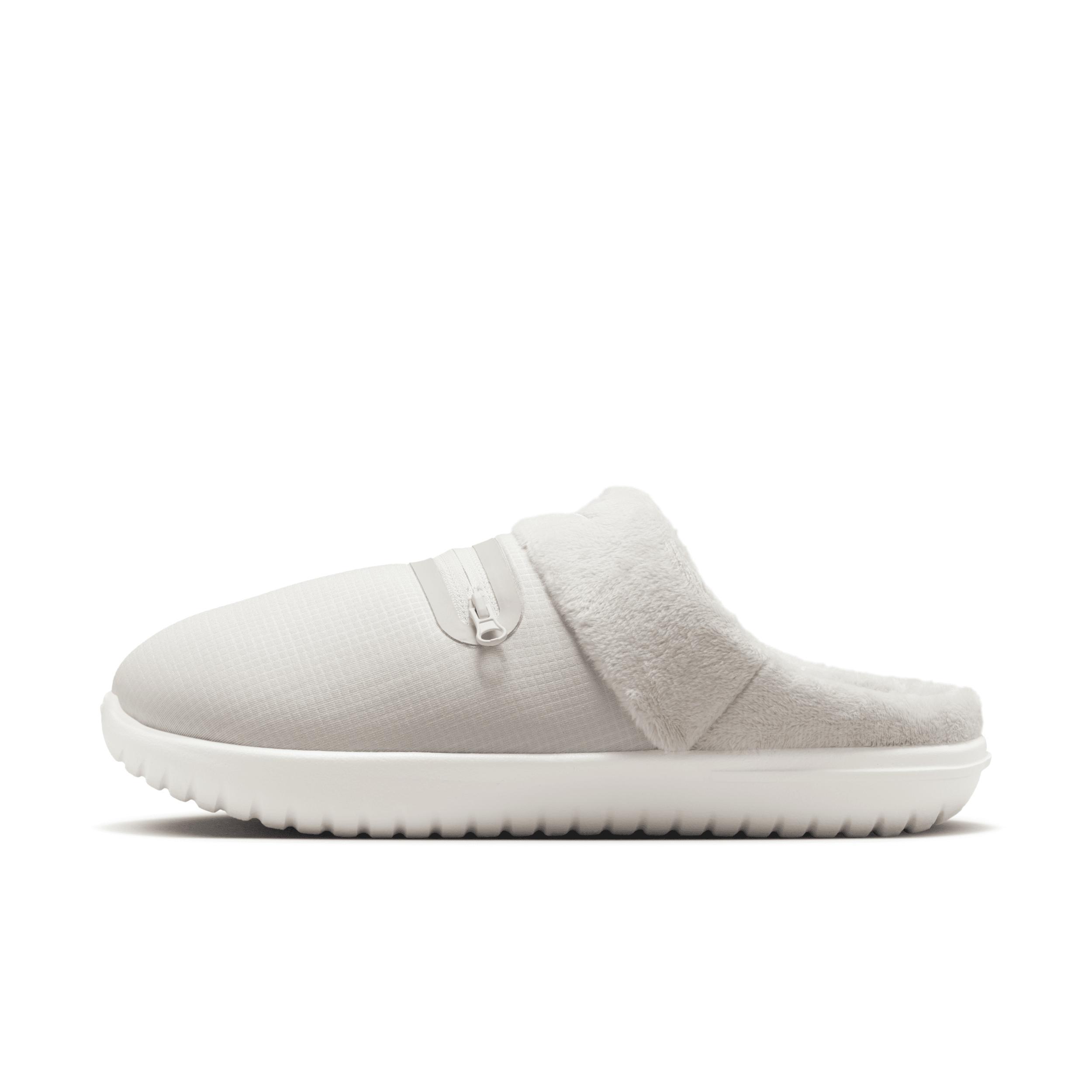 Nike Burrow Women's Slippers Product Image