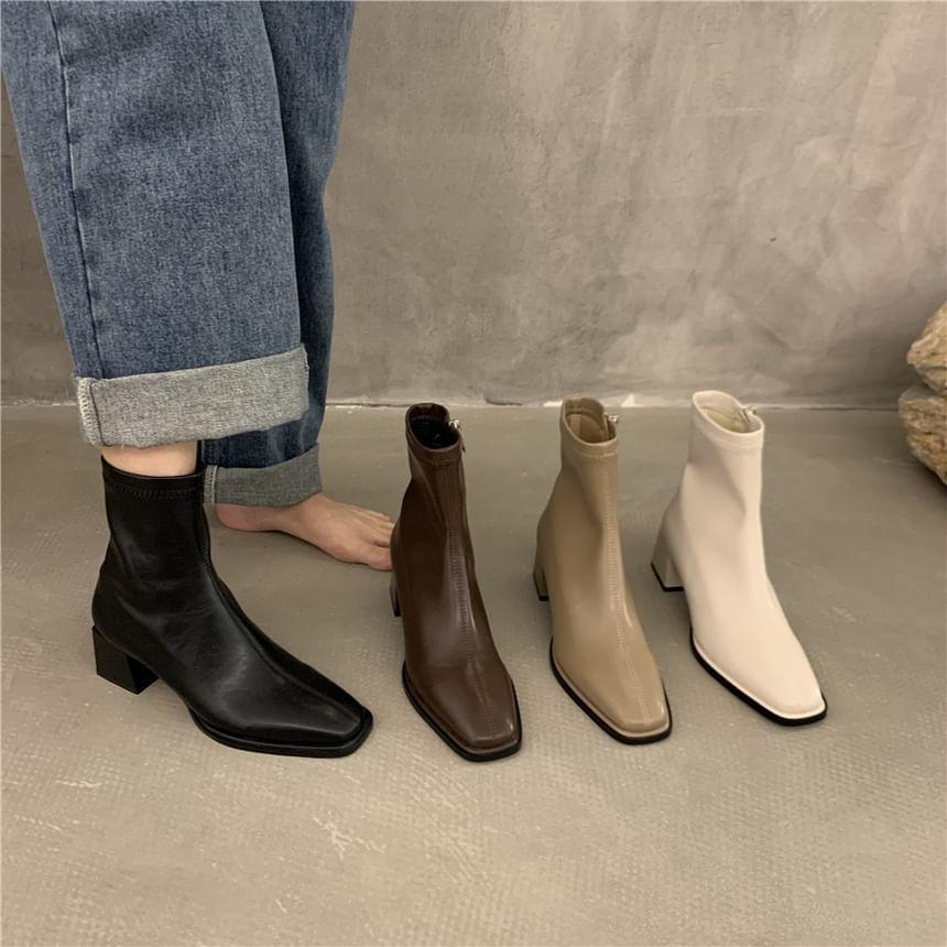 Square Toe Block Heel Short Boots Product Image