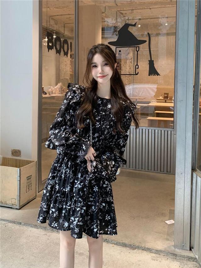 Long-Sleeve Round Neck Floral Ruffle Trim A-Line Dress Product Image