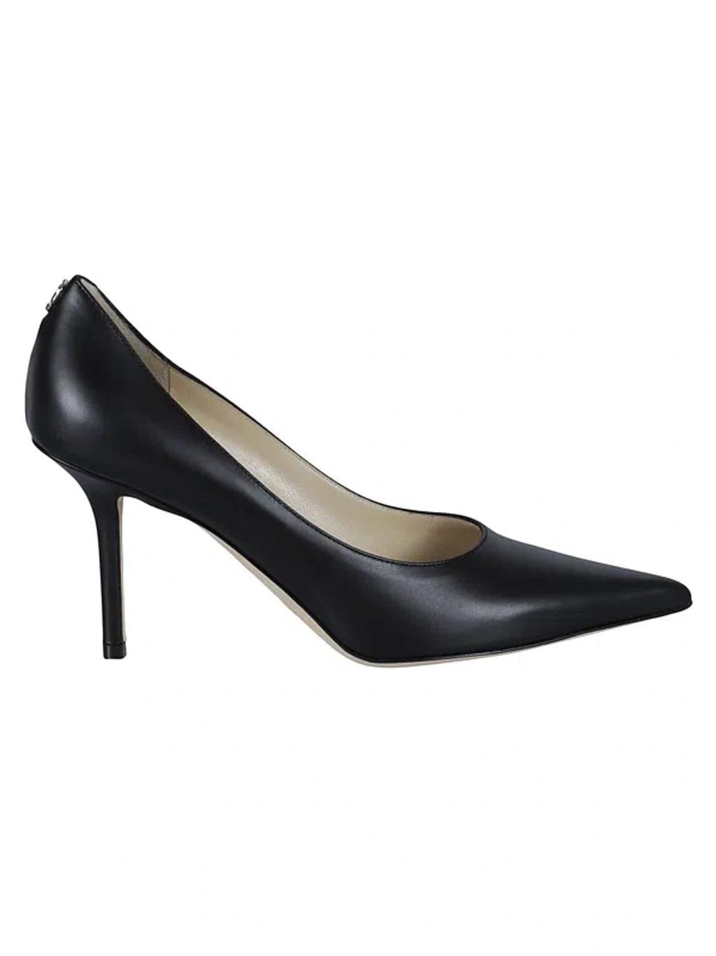 Women Love Pumps In Black product image