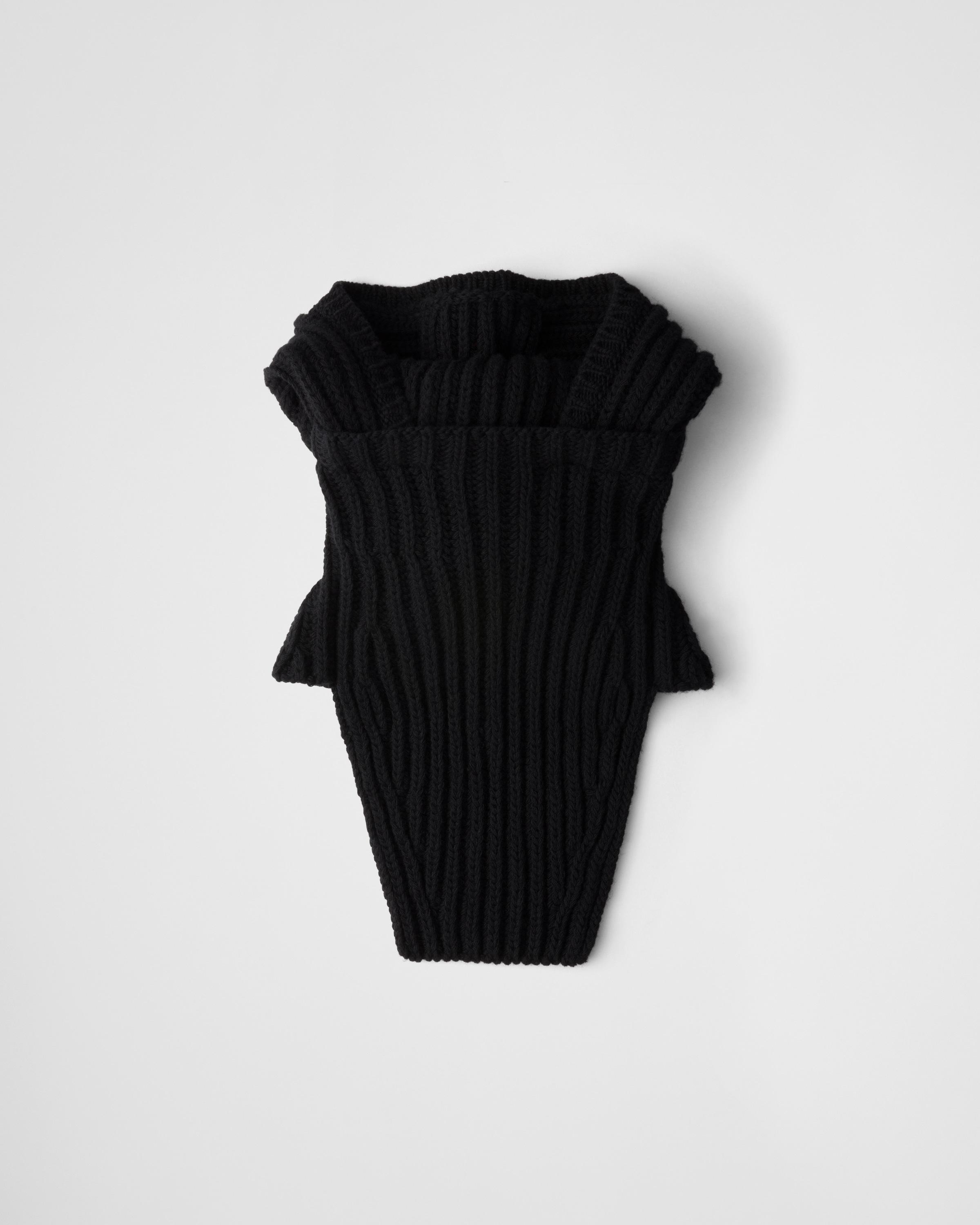 Wool, cashmere and Re-Nylon neck warmer with hood Product Image