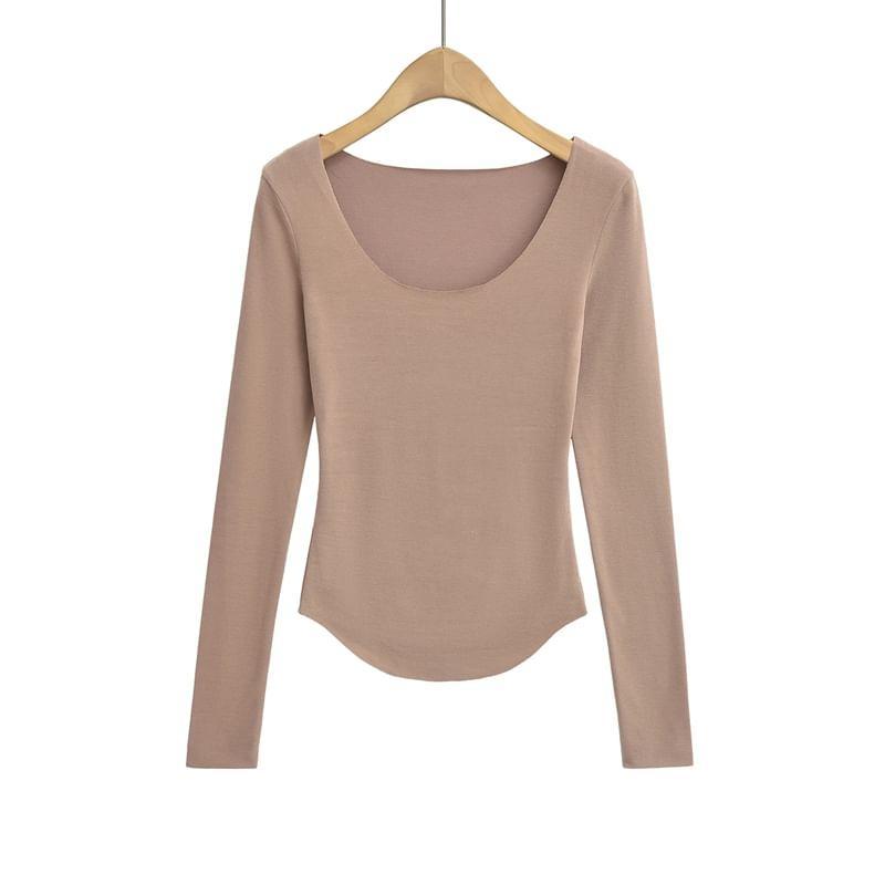 Long-Sleeve Scoop Neck Plain Asymmetrical T-Shirt Product Image