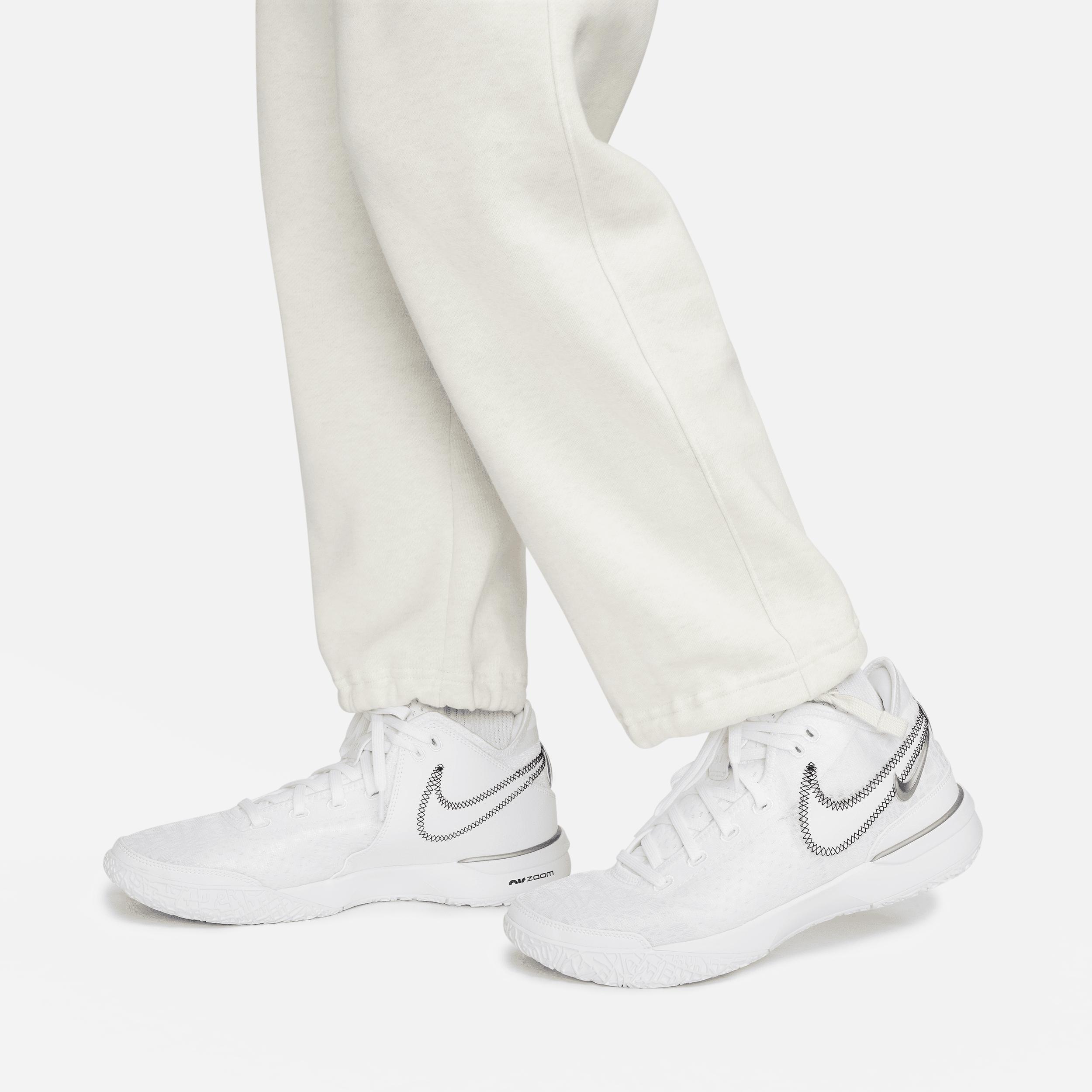 Nike Men's LeBron Open Hem Fleece Pants Product Image