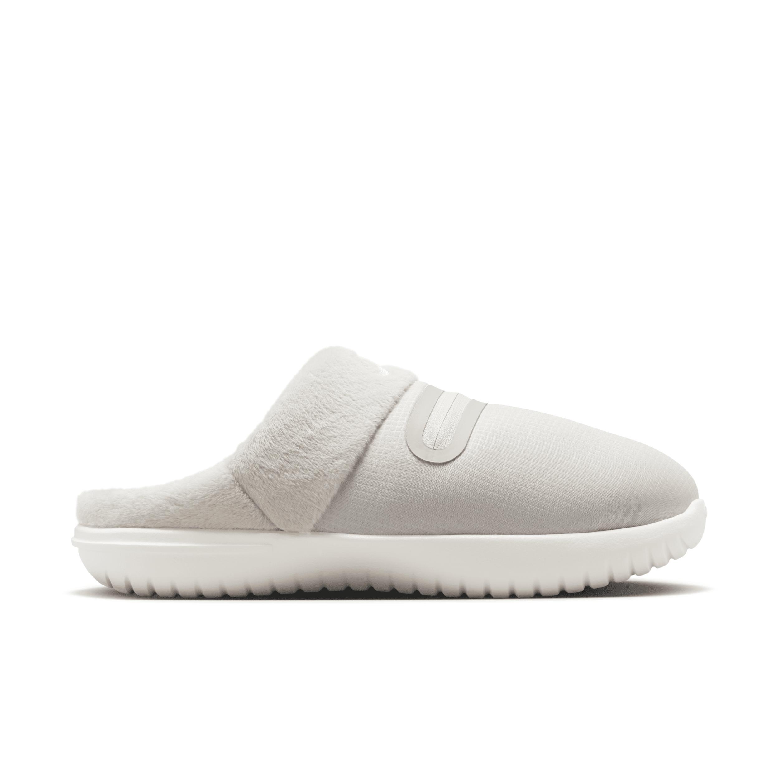 Nike Burrow Women's Slippers Product Image