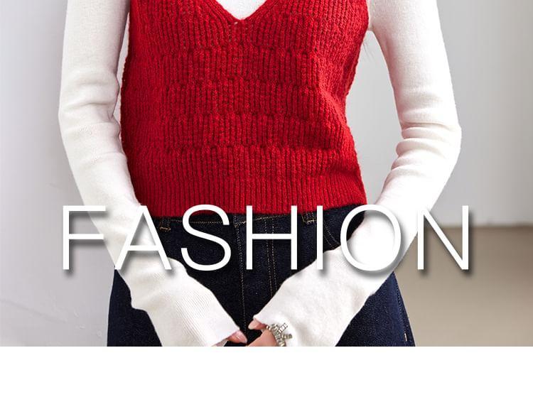 Set: V-Neck Plain Knit Cami Top + Long-Sleeve Round Neck Plain Knit Top Product Image