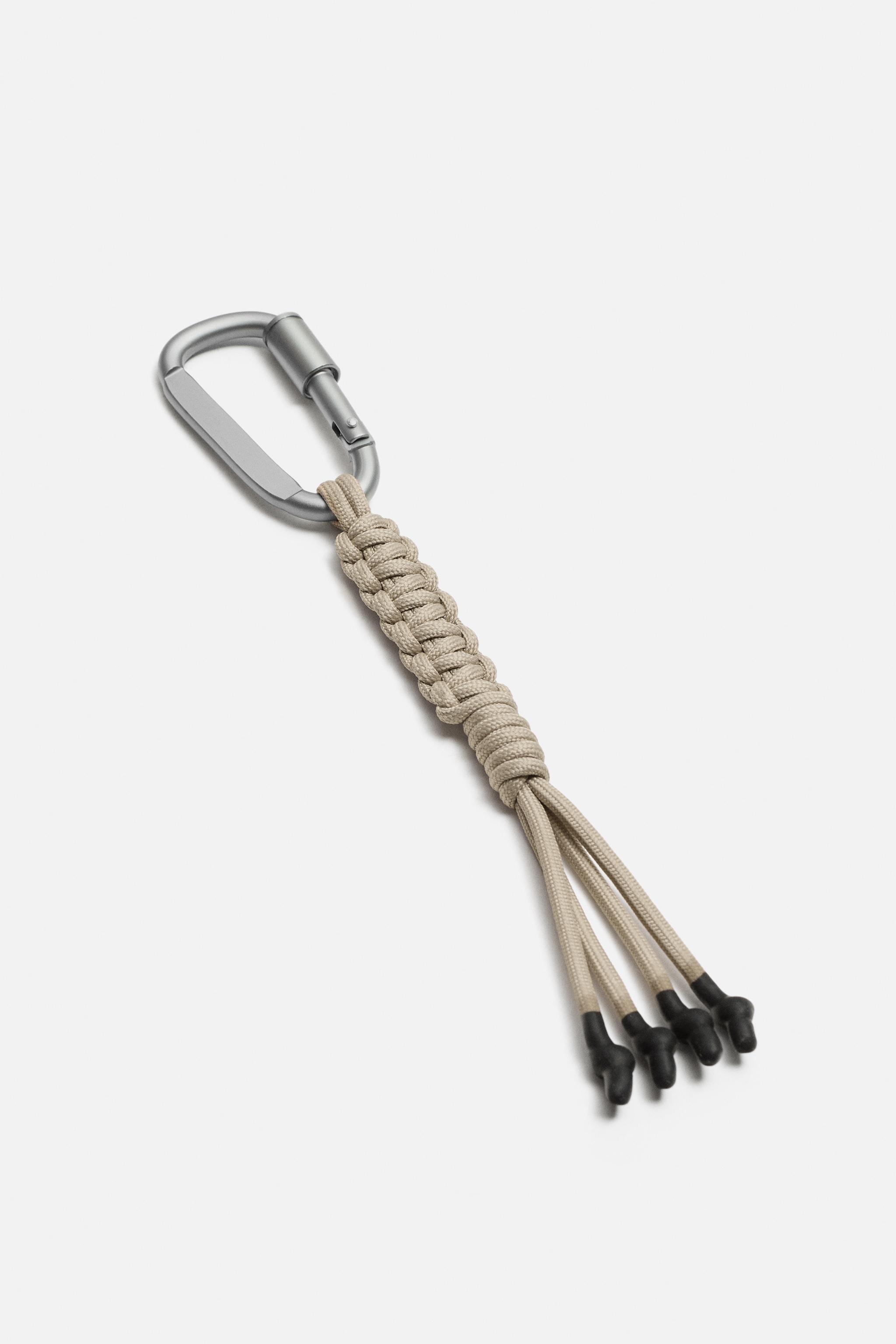 KNOT KEYCHAIN Product Image