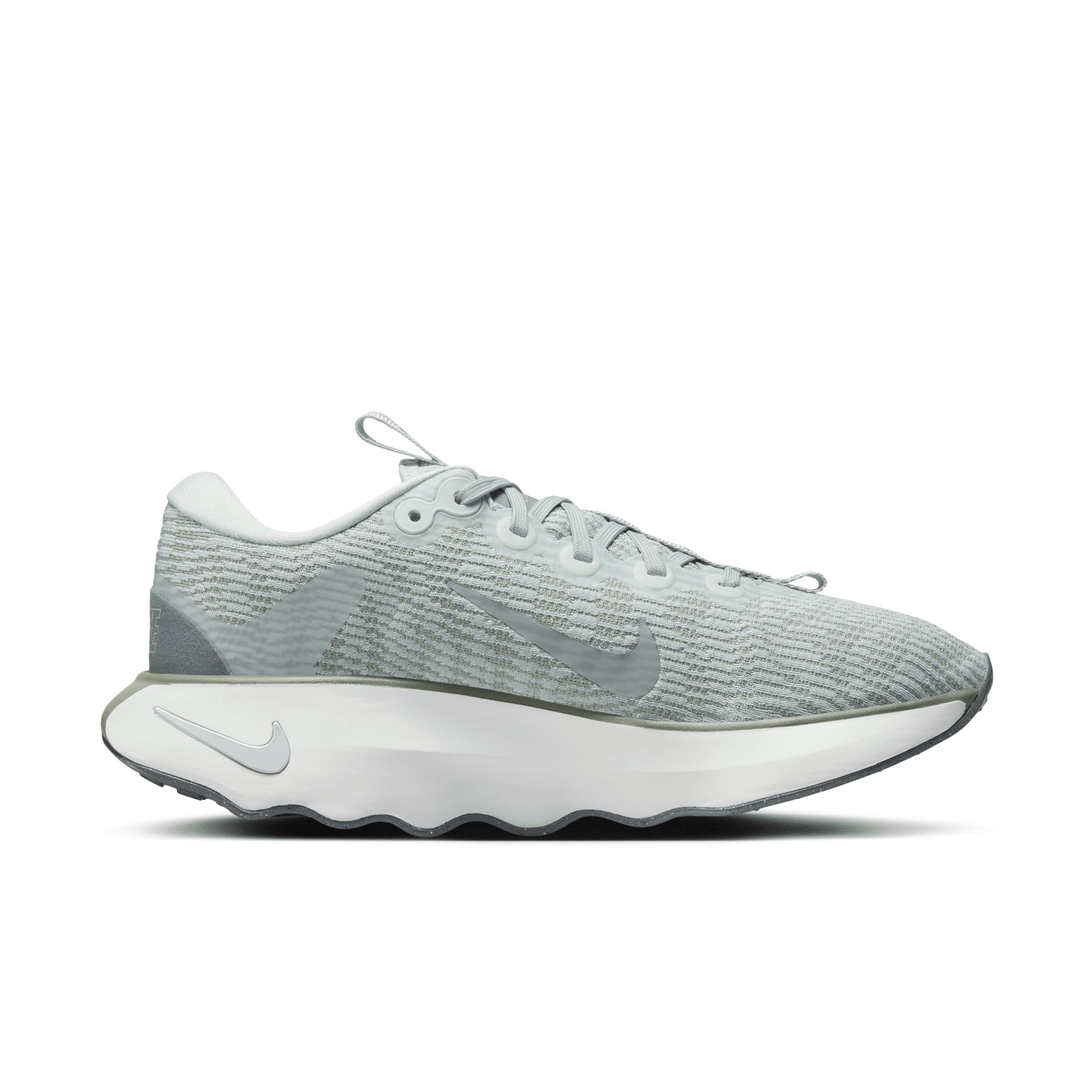 Nike Women's Motiva Walking Shoes Product Image