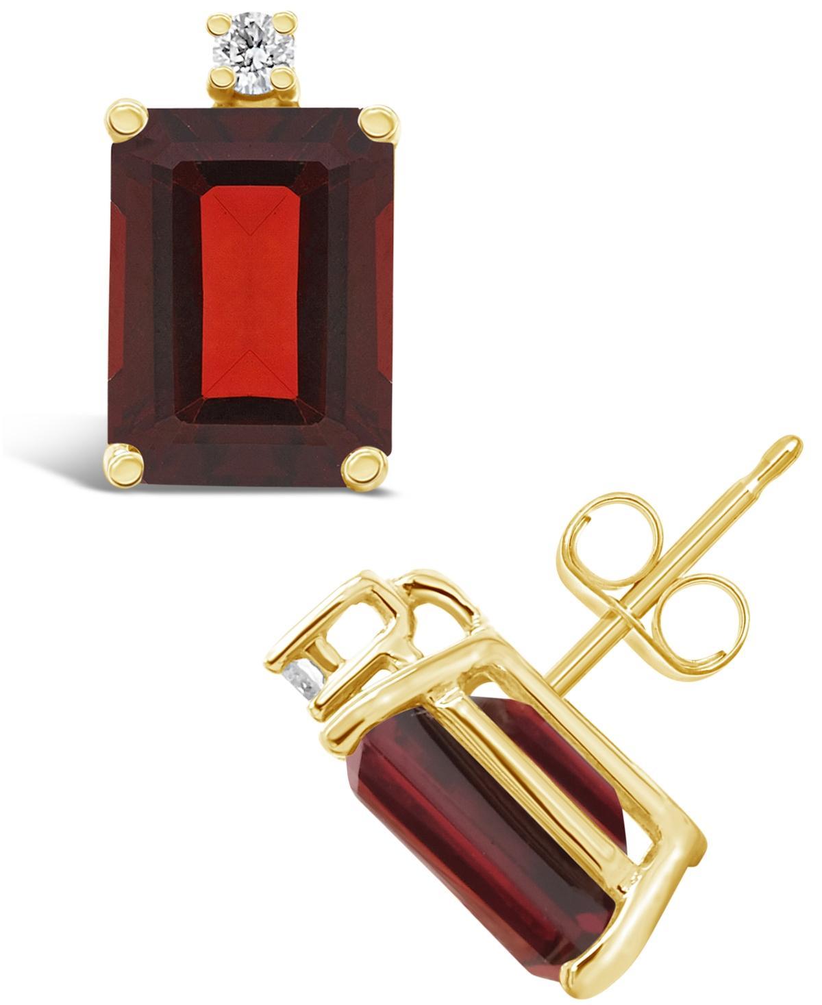 Garnet (3-7/8 ct.t.w) and Diamond Accent Stud Earrings in 14K Yellow Gold Product Image