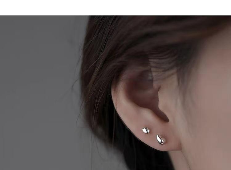 Sterling Silver Stud Earring Product Image