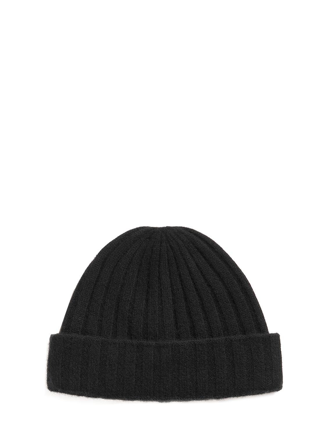 Wide-ribbed Cashmere Beanie In Black Product Image