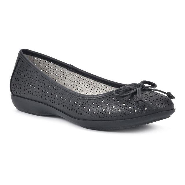 Cliffs by White Mountain Cheryl Womens Flats Product Image