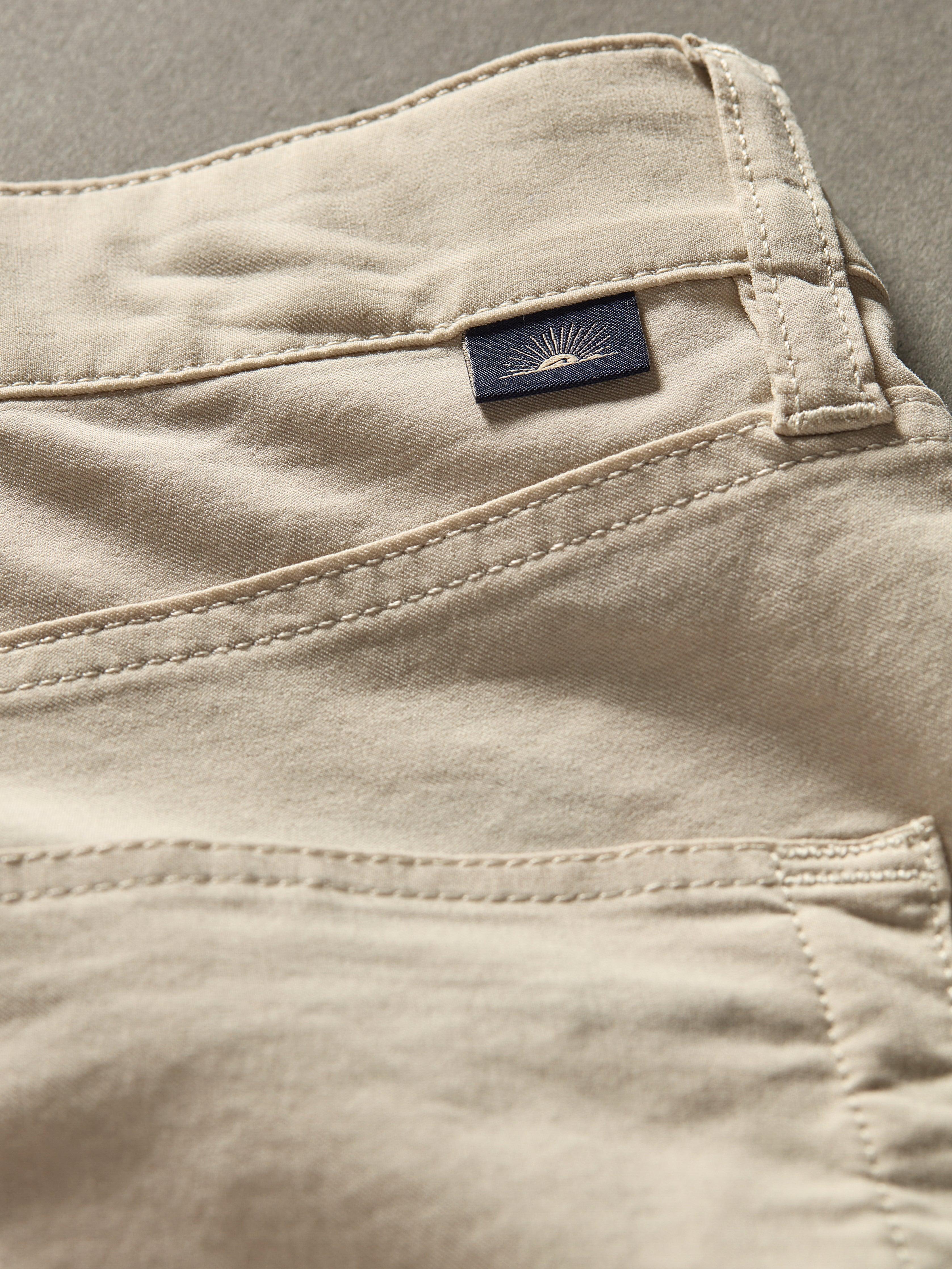 Movement™ 5-Pocket Pant - Light Sand Male Product Image