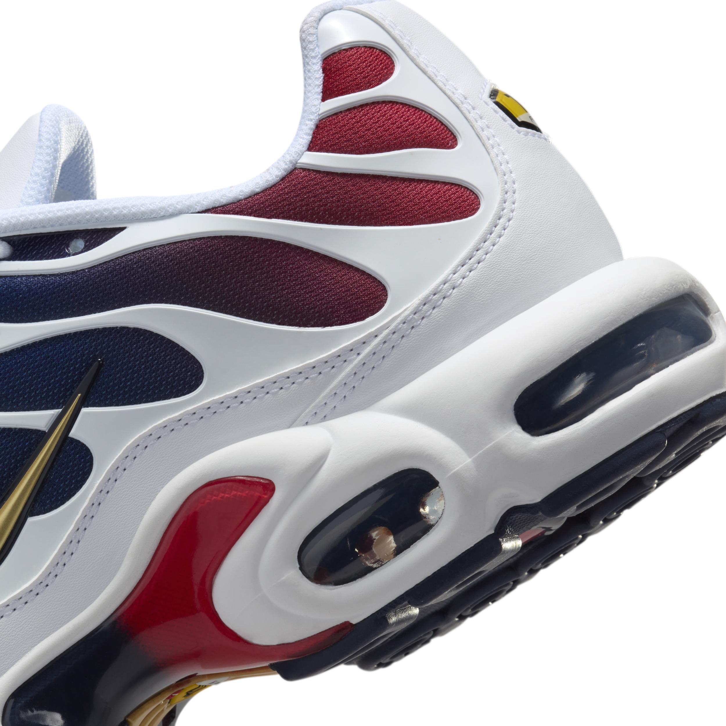 Nike Men's Air Max Plus Shoes Product Image