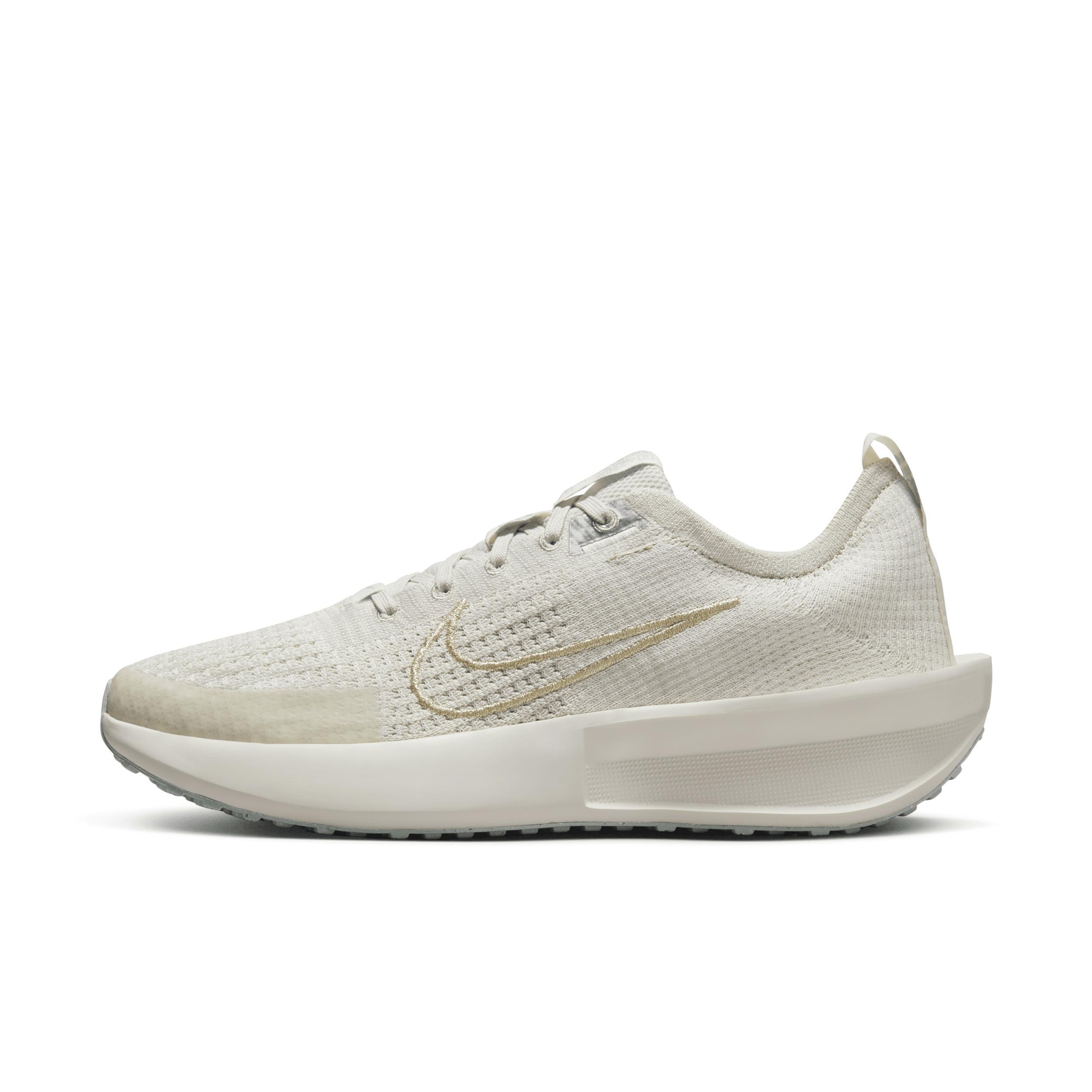 Nike Interact Run Women's Road Running Shoes Product Image