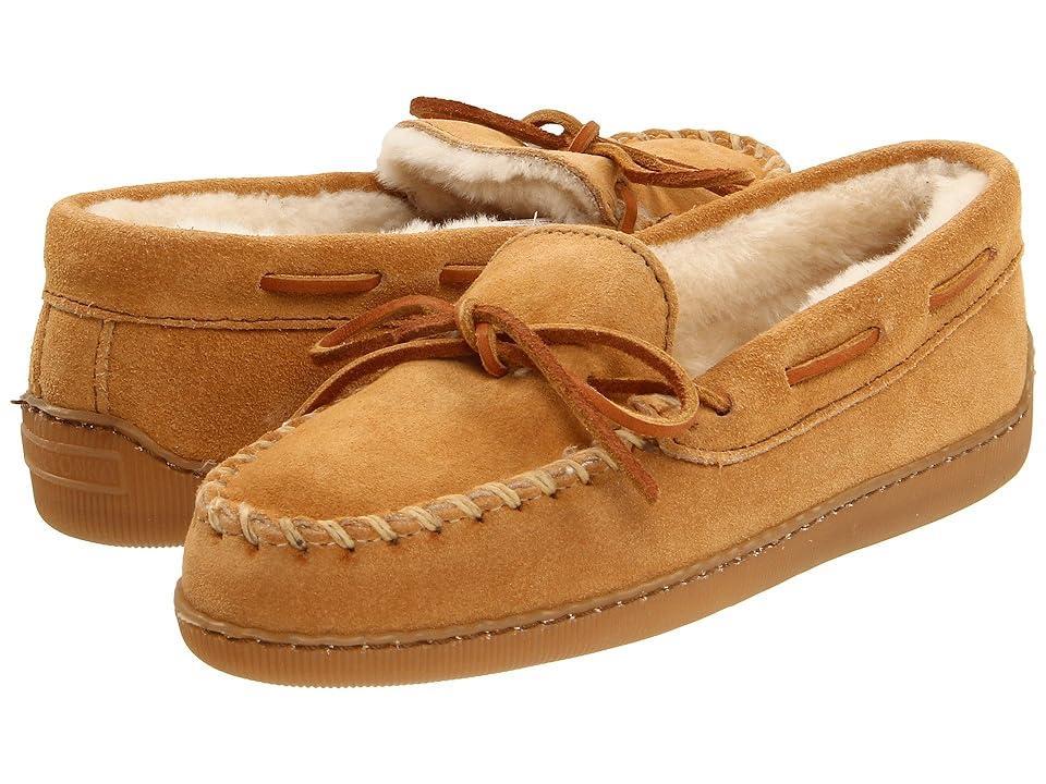 Minnetonka Suede Slipper Product Image