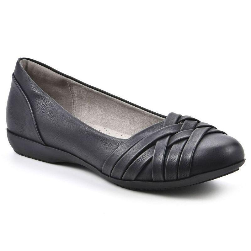 Cliffs by White Mountain Chic Womens Ballet Flats Product Image