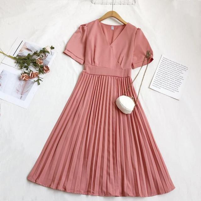 Short-Sleeve V-Neck Plain Pleated Hem Midi A-Line Dress Product Image