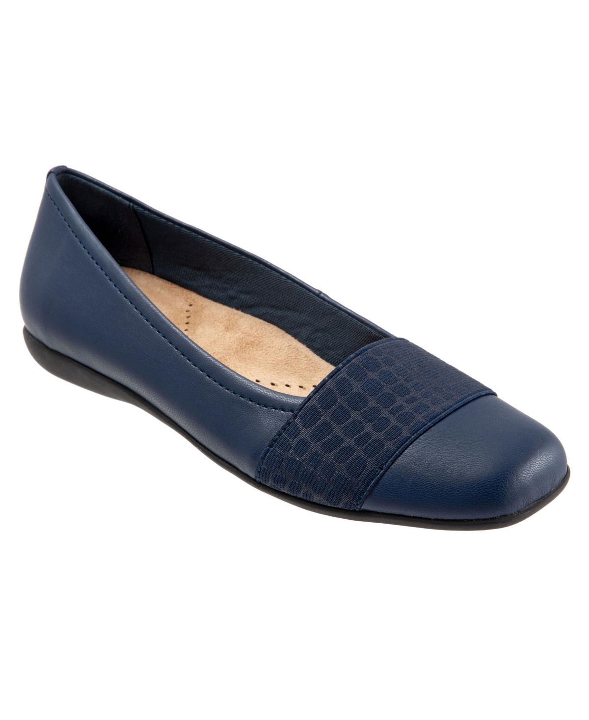 Trotters Womens Samantha Flat Shoe Product Image