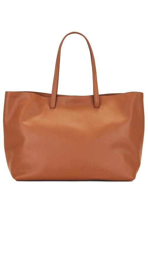 Luka Tote Product Image