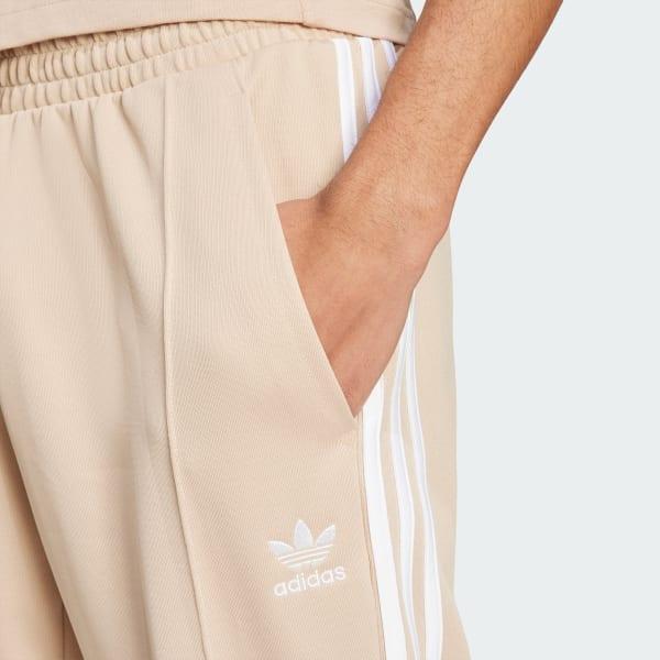 Adicolor 70s Track Pants Product Image