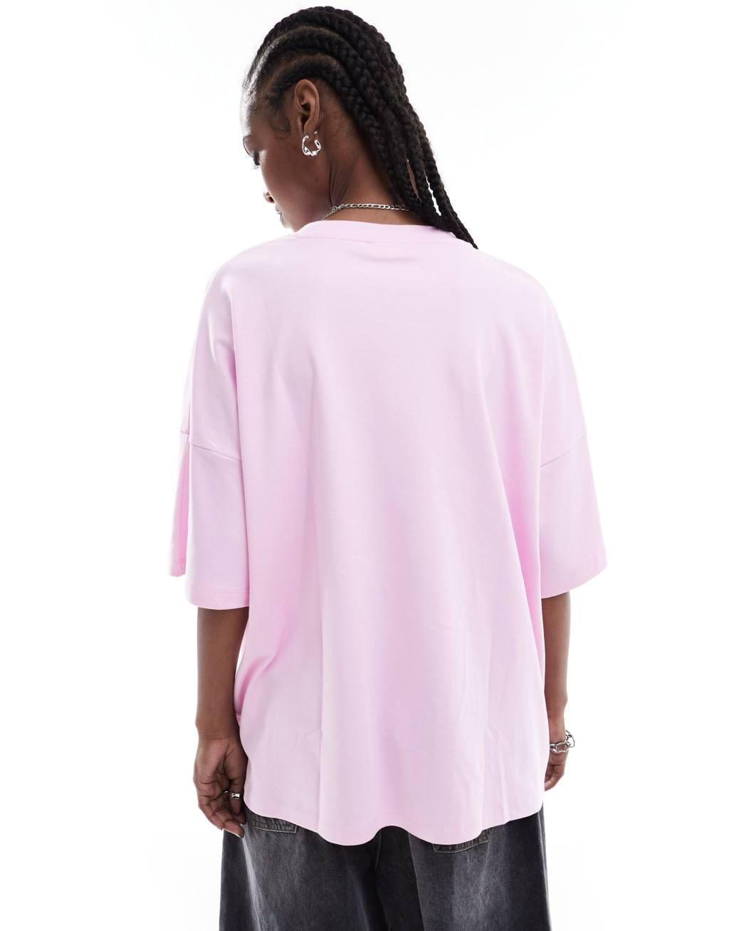 Noisy May oversized T-shirt in pink Product Image