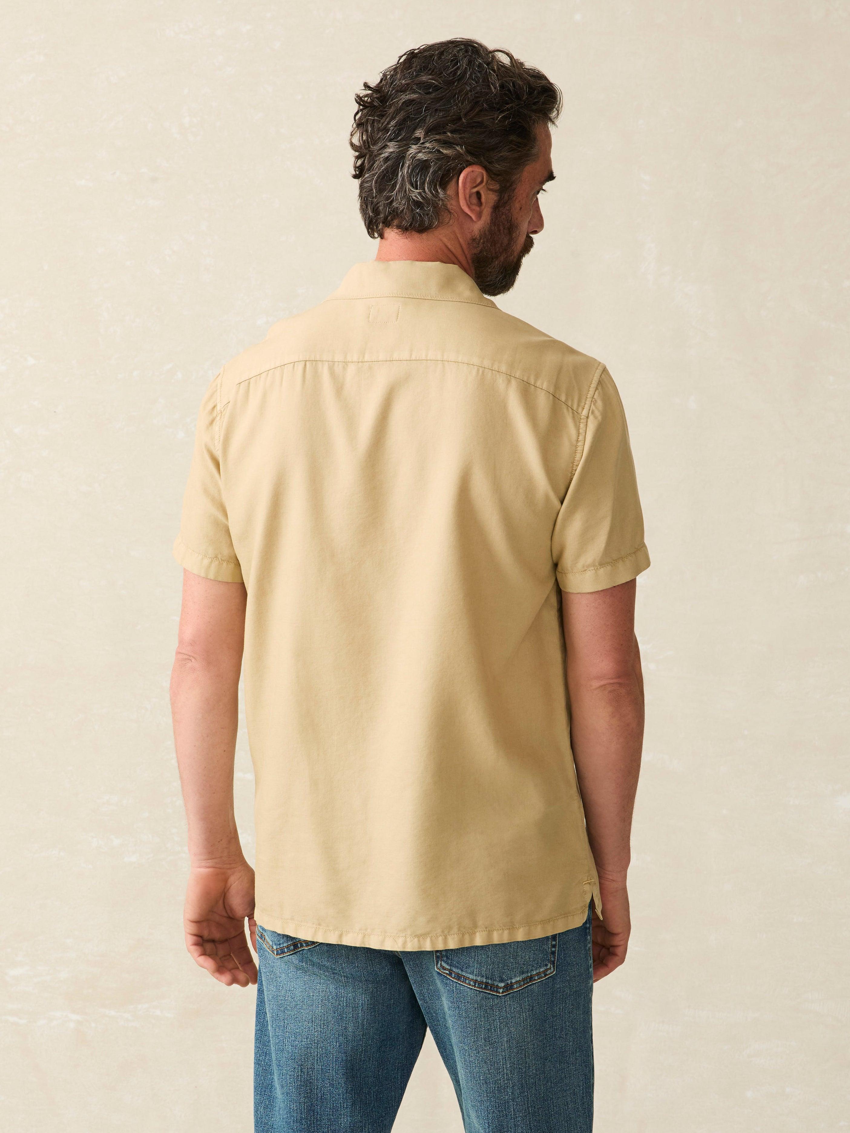 Short-Sleeve Getaway Camp Shirt - Safari Khaki Male Product Image