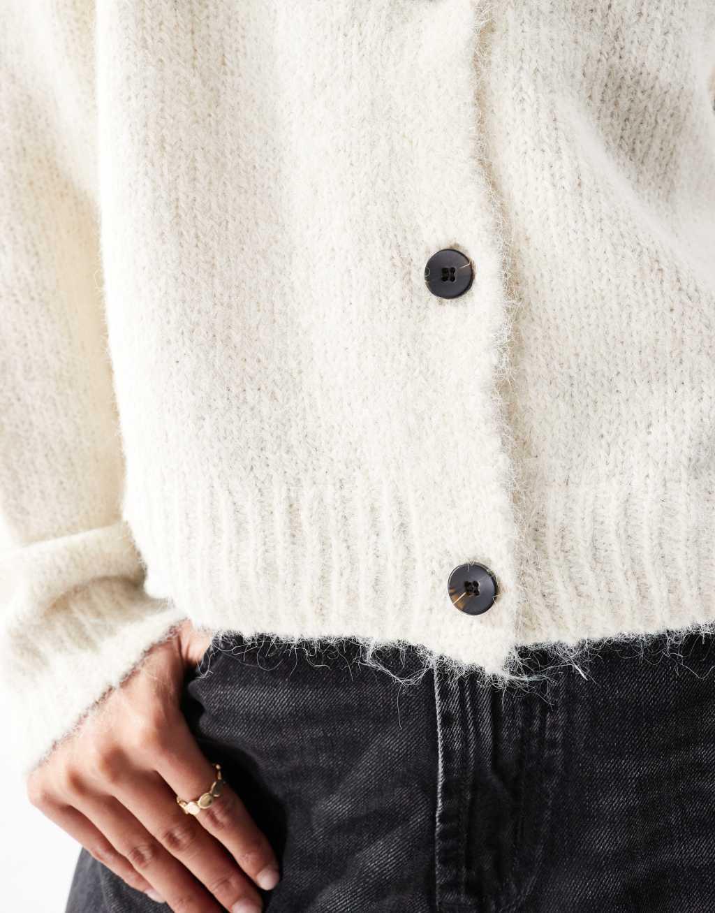 Vero Moda round neck knit cardigan in heathered cream Product Image