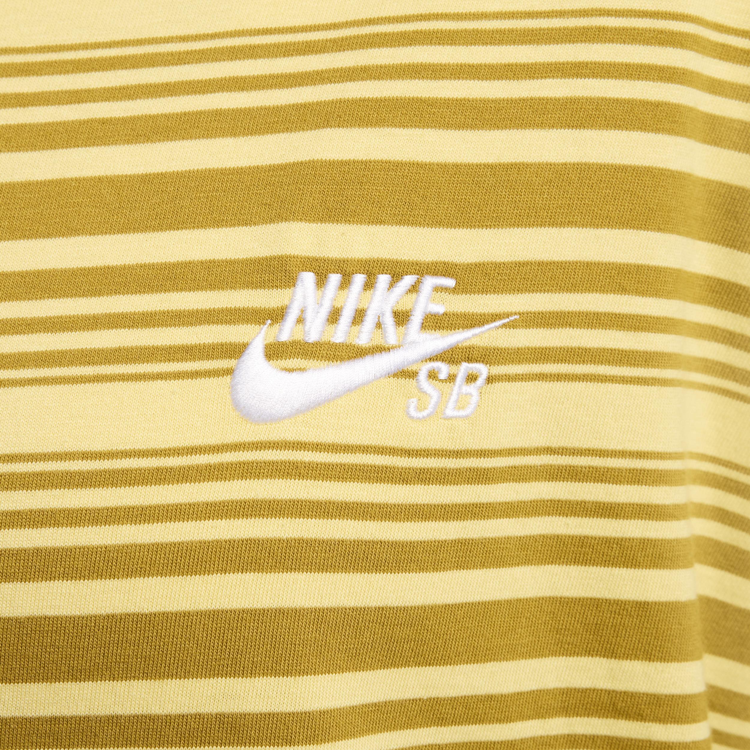 Men's Nike SB Max90 Skate T-Shirt Product Image