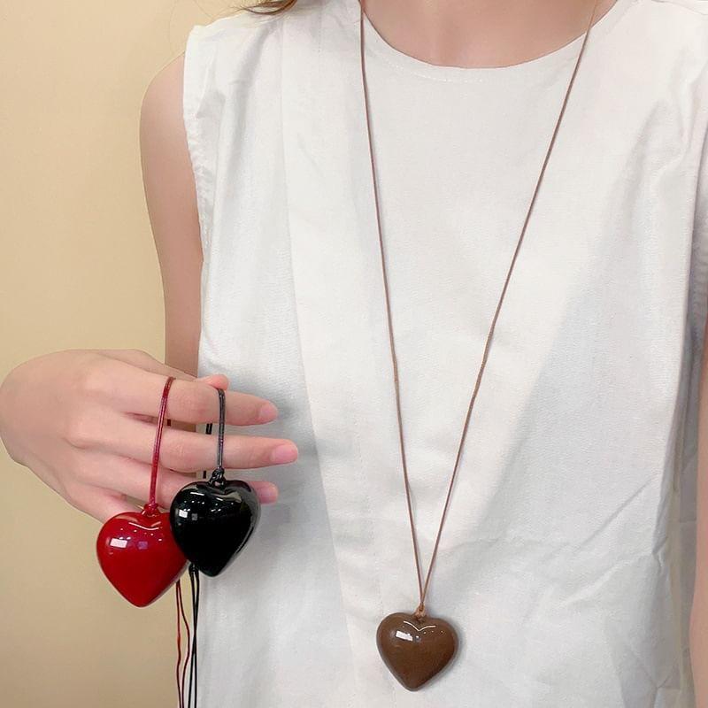 Heart-Shaped Pendant Necklace Product Image