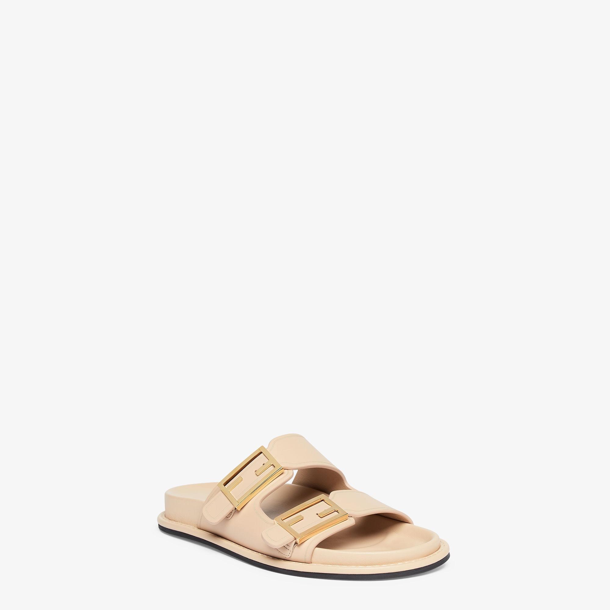 Fendi FeelBeige leather slides Product Image