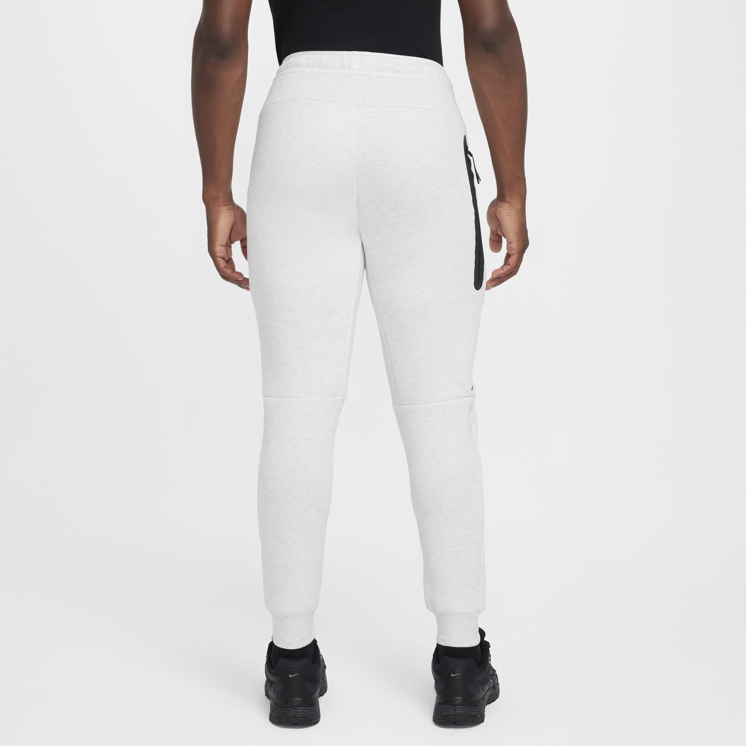 Nike Mens Tech Fleece Jogger Pants Product Image