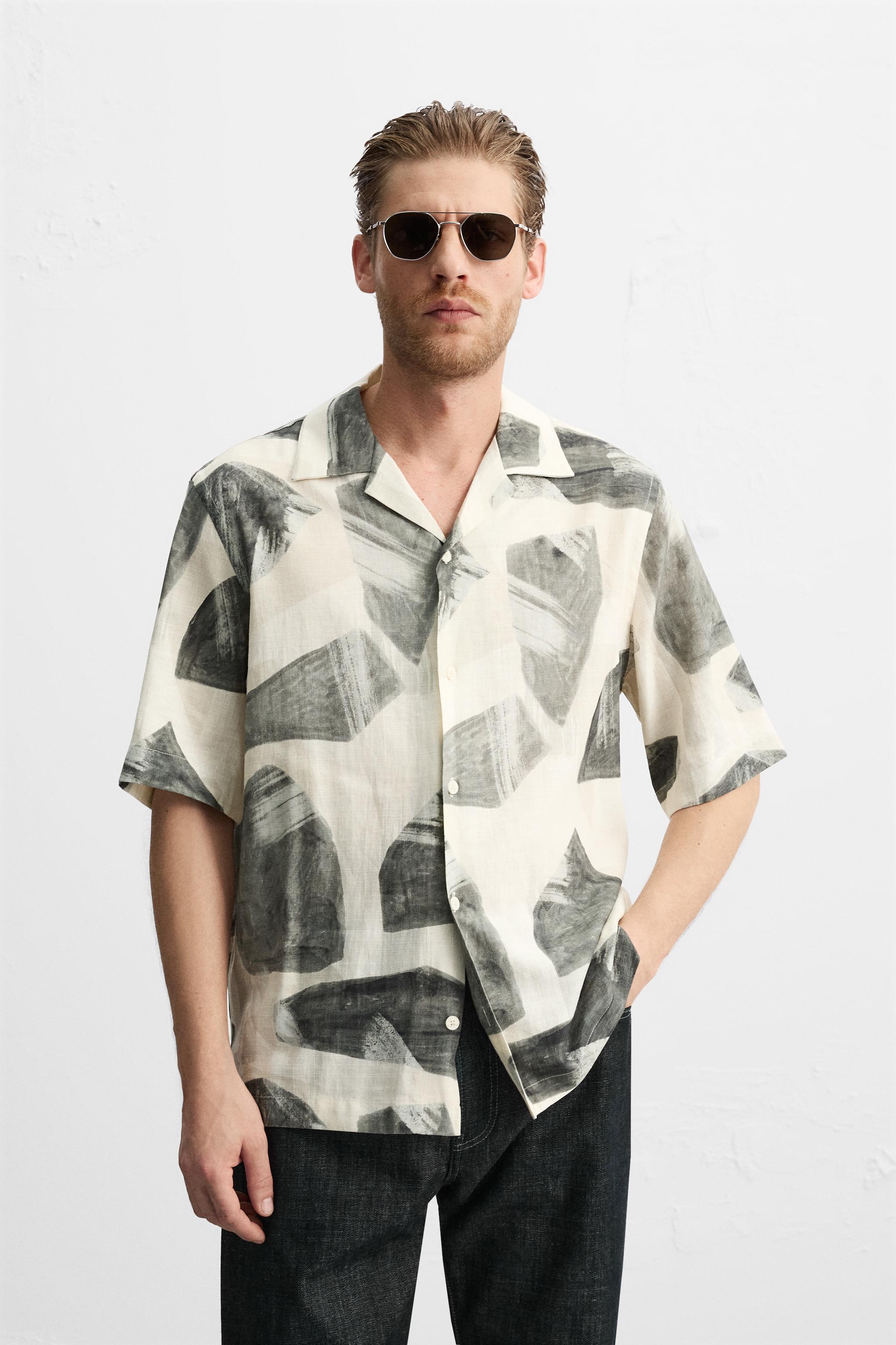 GEOMETRIC PRINT SHIRT Product Image