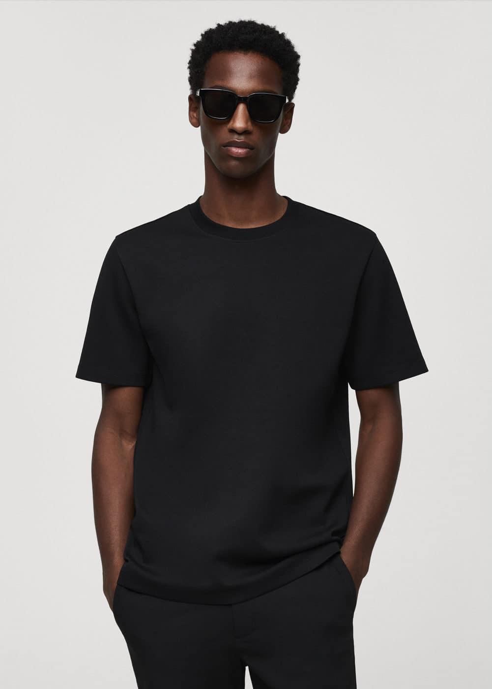 MANGO MAN - Breathable cotton t-shirt blackMen Product Image