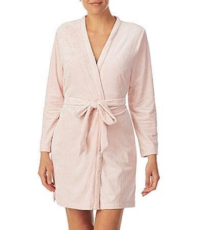 kate spade new york Embossed Floral Plush Long Sleeve Tie-Front Short Wrap Cozy Robe Product Image