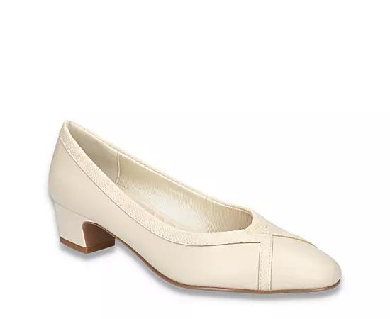 Easy Street Womens Myrtle Pump Product Image