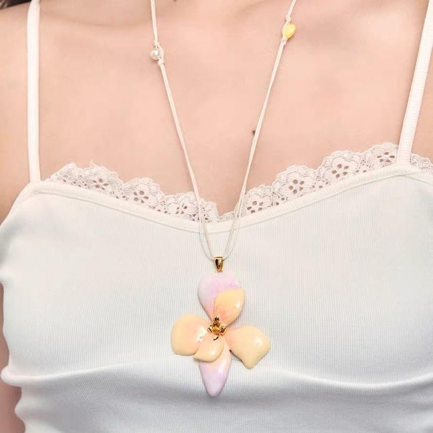 Floral Pendant Faux Pearl Cord Necklace Product Image