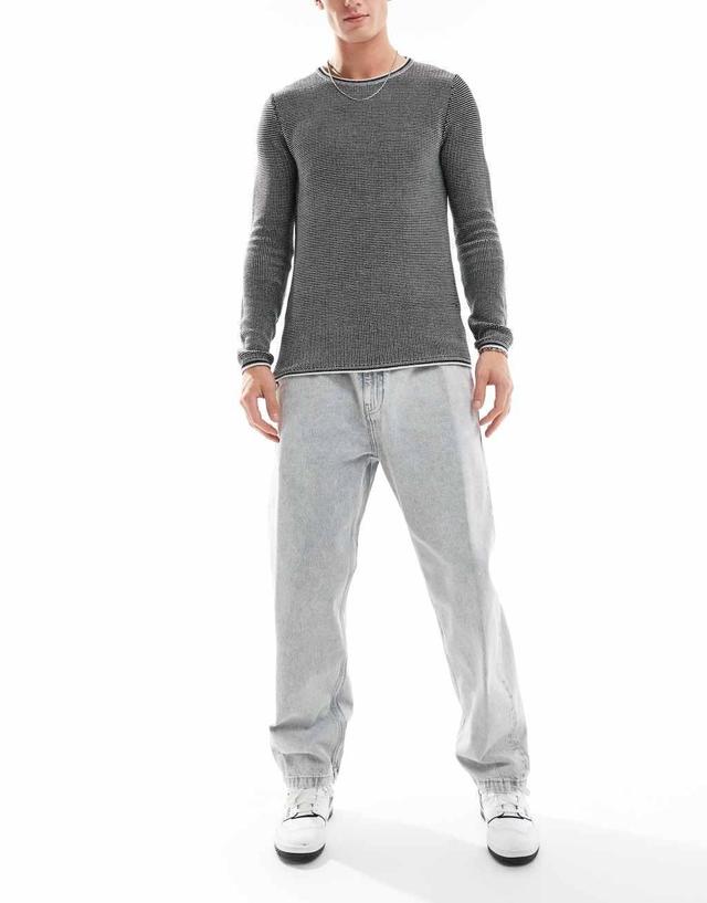 Pull&Bear baggy fit jeans in gray Product Image