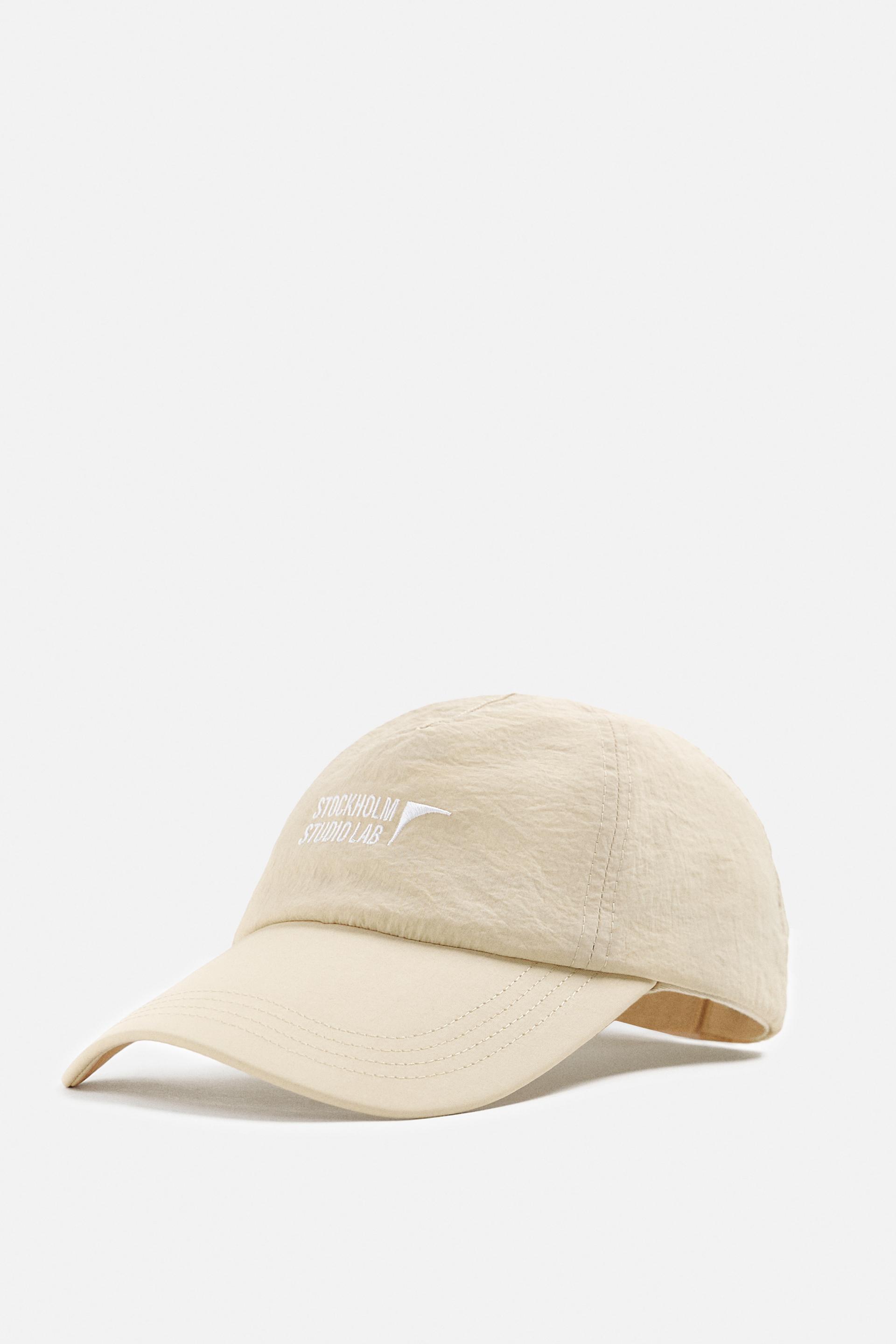 TECHNICAL EMBROIDERED CAP Product Image