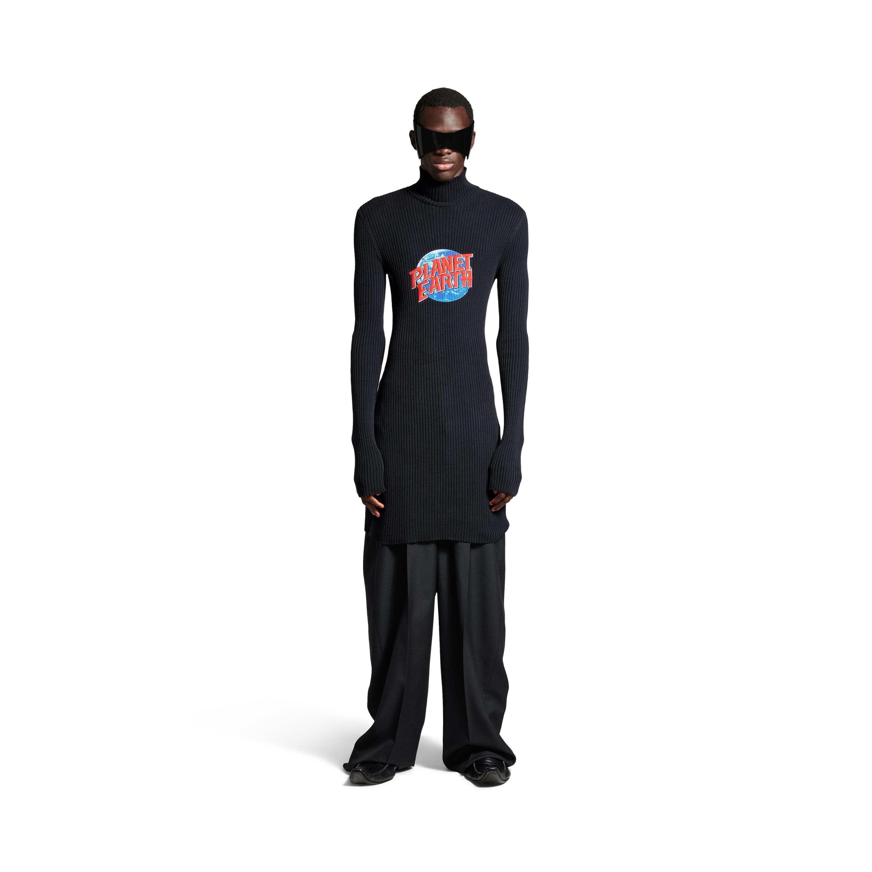 Men's Planet Earth Long Fitted Turtleneck in Black Product Image