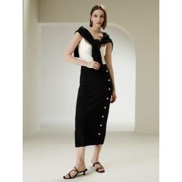 Knitted Cashmere Midi Skirt with Side Buttons Product Image