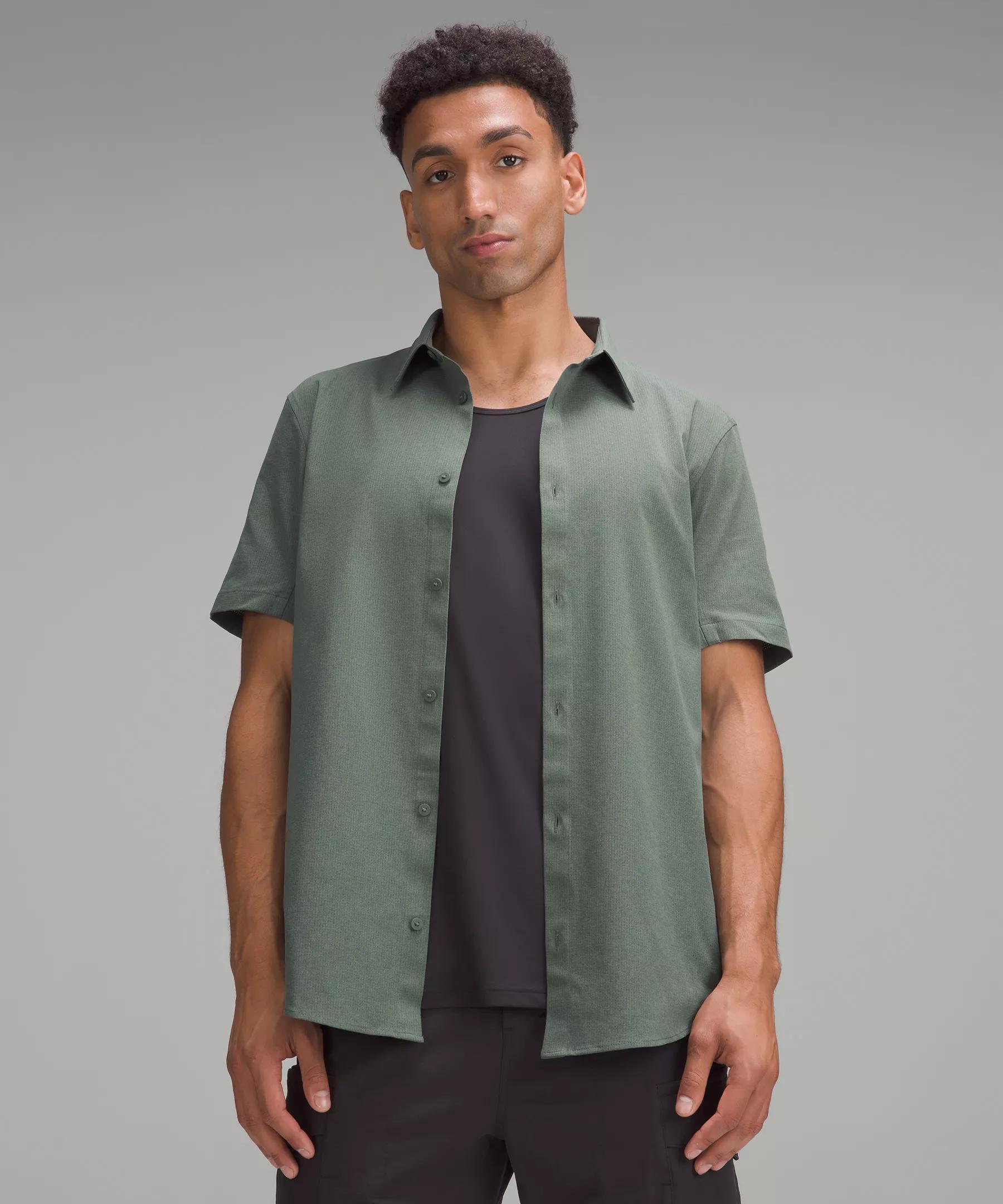 Airing Easy Short-Sleeve Shirt Product Image