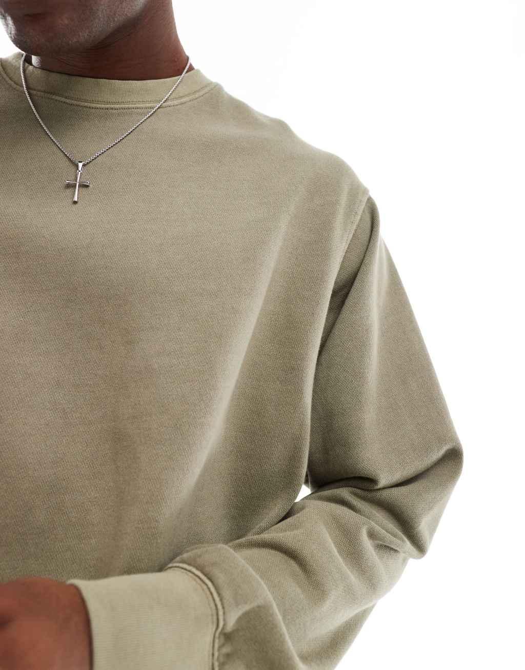 Jack & Jones super oversized sweatshirt in washed khaki Product Image