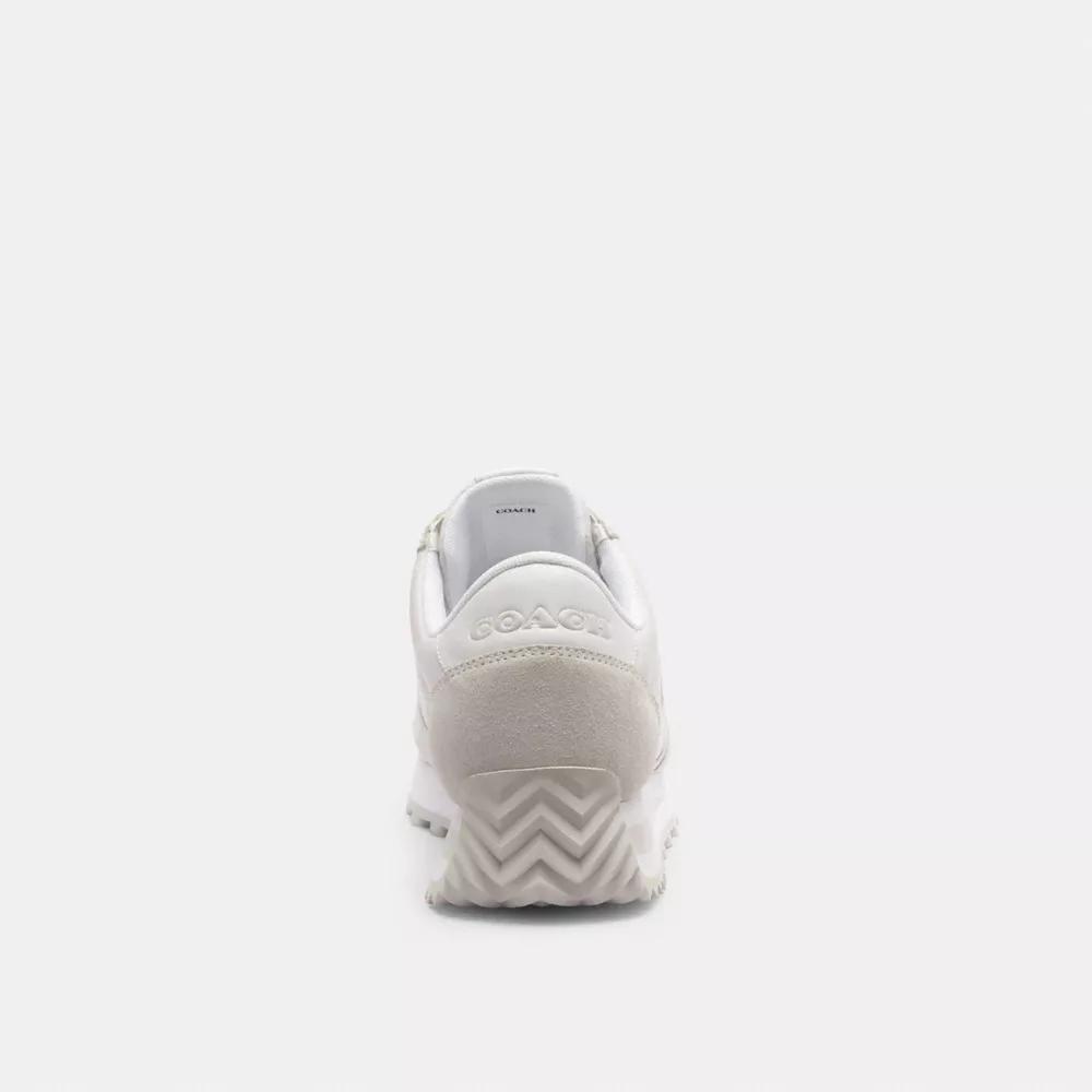 Runner Sneaker Product Image