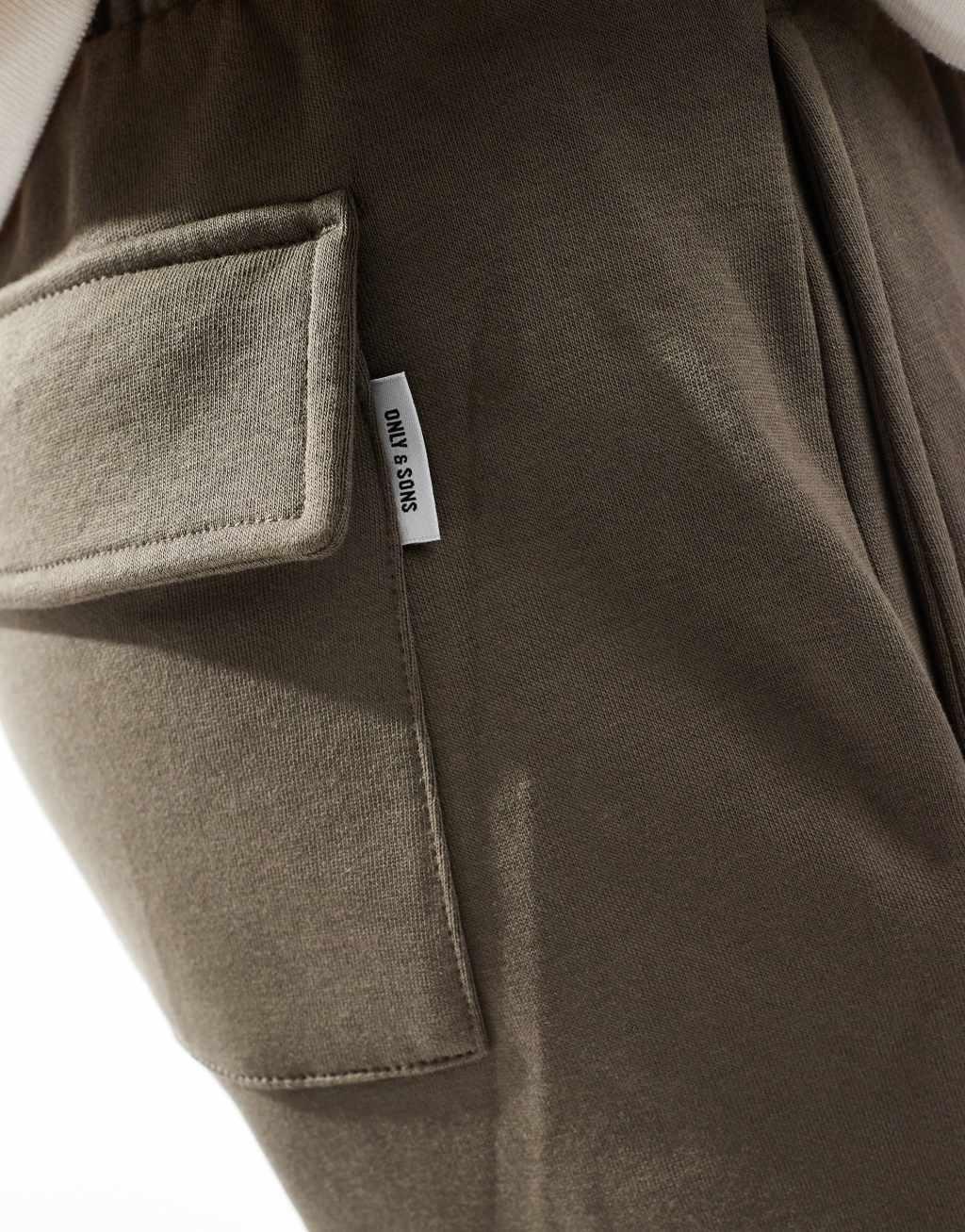 ONLY & SONS straight fit cargo pants in brown Product Image