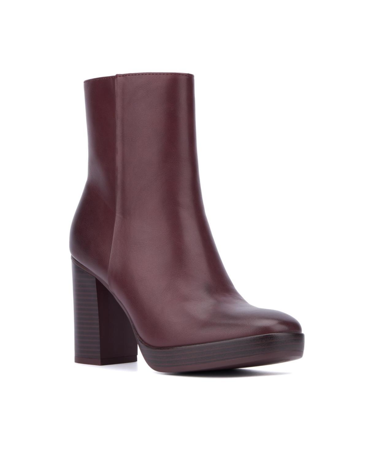 Womens Fay- Chunky Heel Ankle Boot Product Image