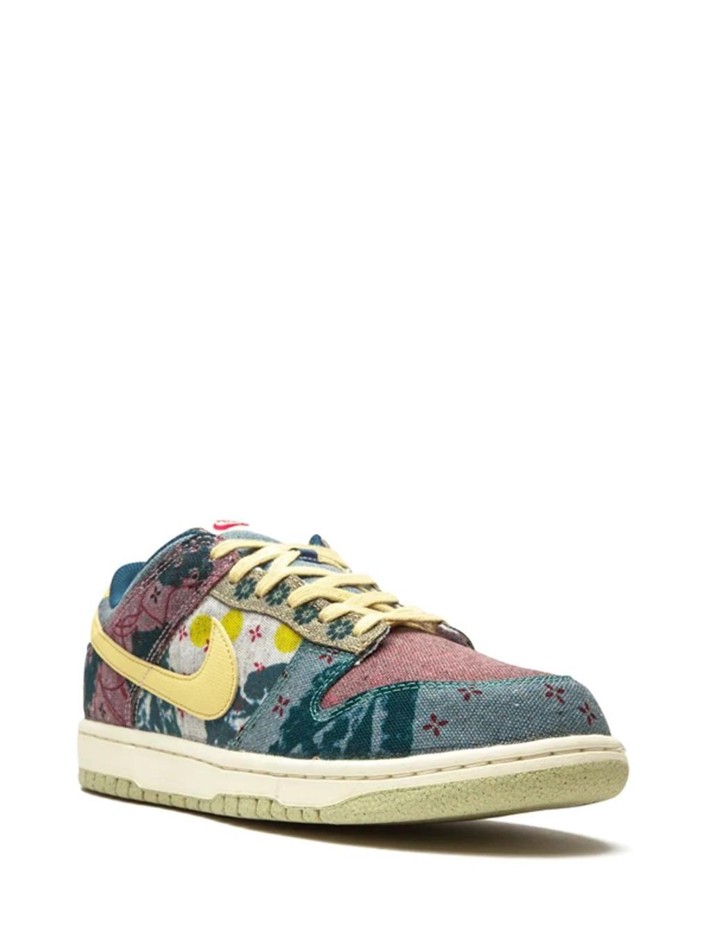 Dunk Low Sp "community Garden" Sneakers In Blue Product Image