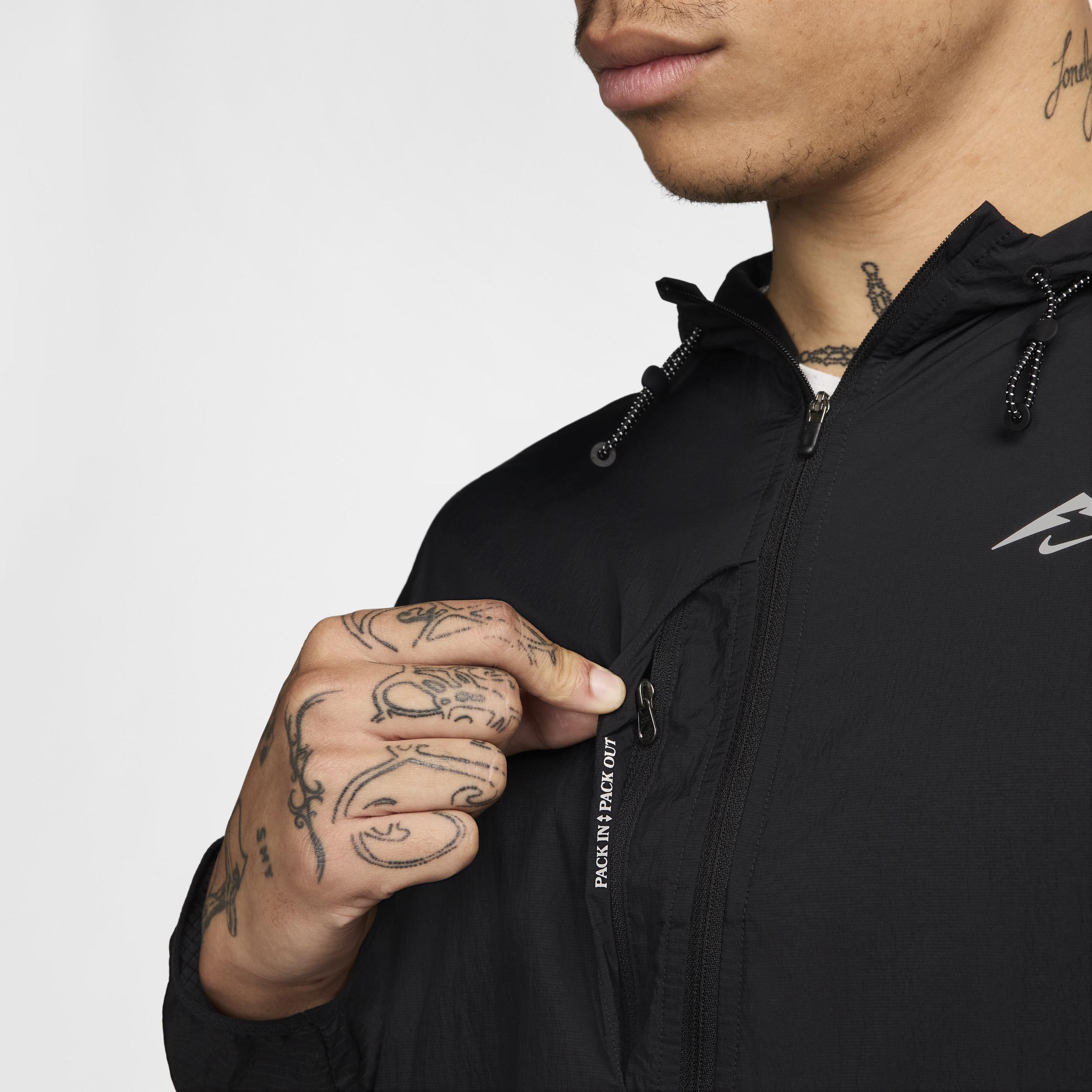 Nike Men's Trail Aireez Running Jacket Product Image